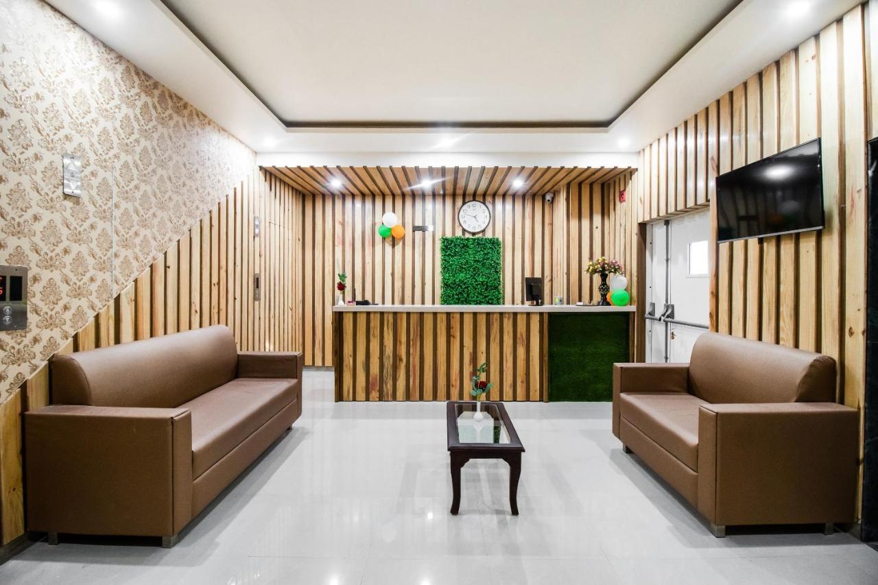 Hotel Grand 81 Faridabad Ngoại thất bức ảnh