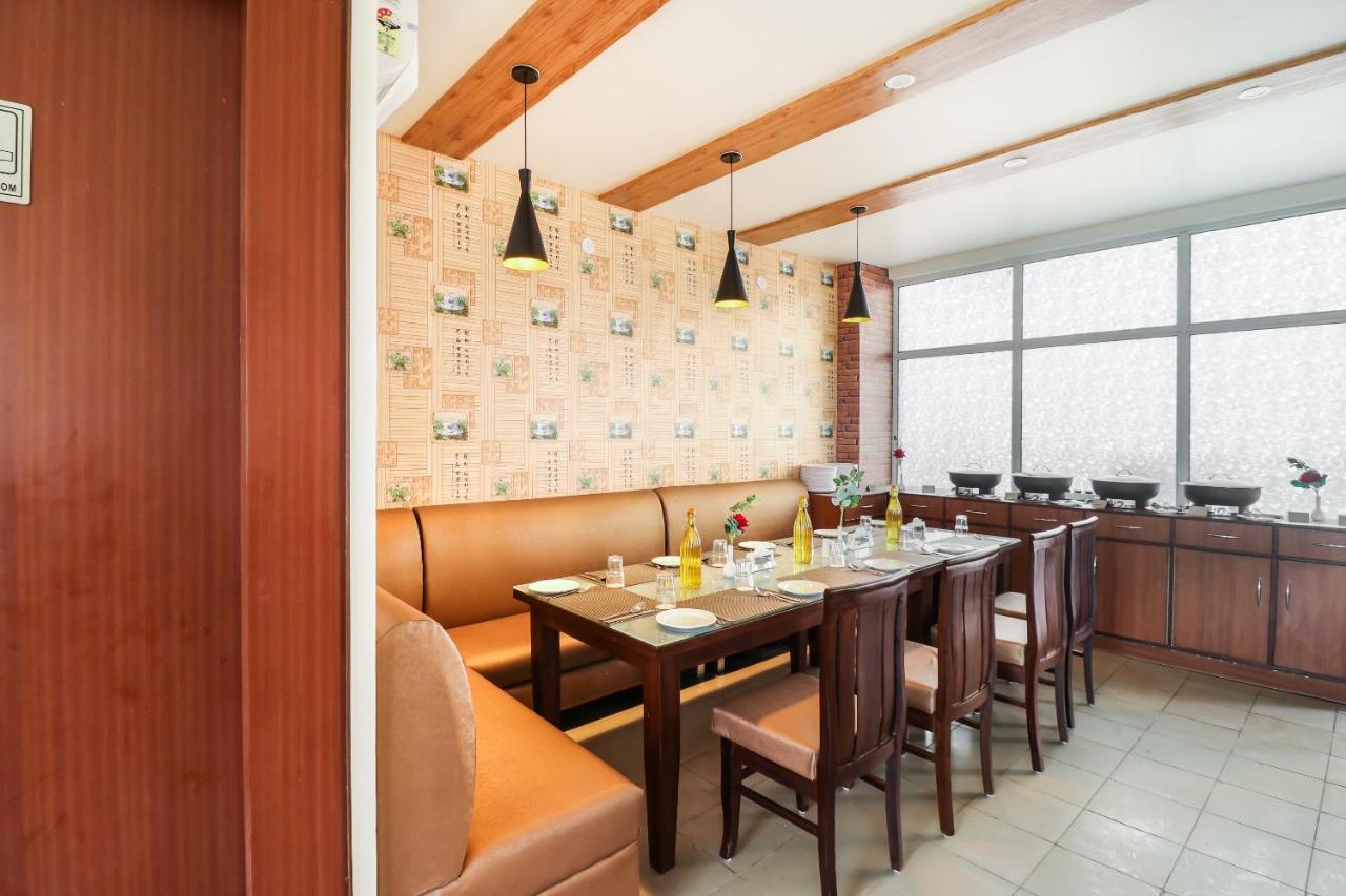Hotel Grand 81 Faridabad Ngoại thất bức ảnh