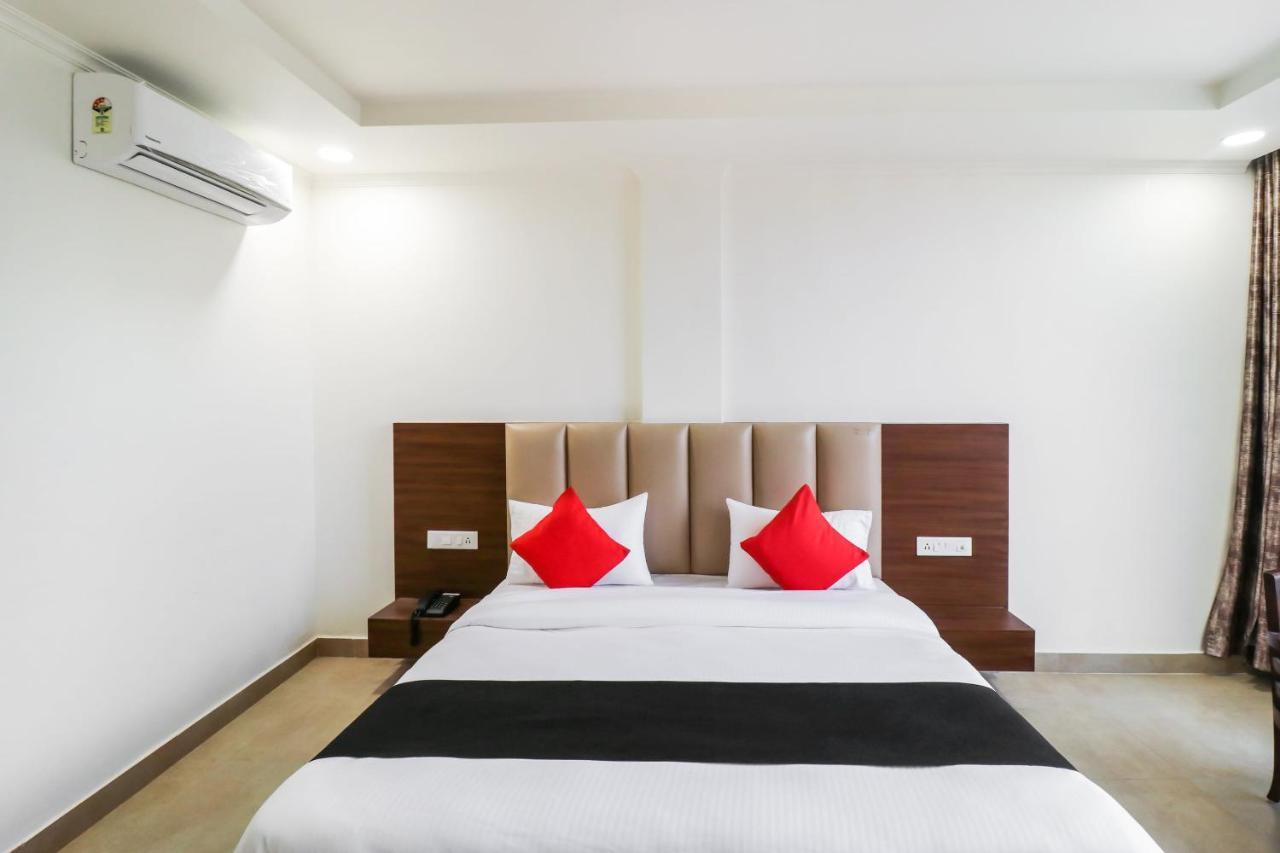 Hotel Grand 81 Faridabad Ngoại thất bức ảnh